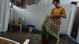 প্রতিমা, এক মহিলা বহু পুরুষ, প্রসাব করা, xvideo বাংলা